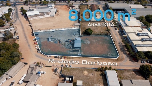 Grande terreno com 3 frentes. Aprox. 8000 m2. Mecejana. - Foto 2