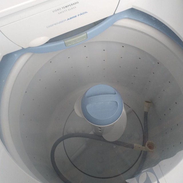 Maquina de lavar roupas 13 kilos eletrolux 127 volts - Foto 4