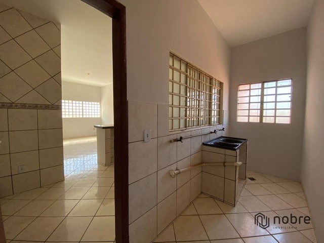 Apartamento com 2 dormitórios para alugar, 55 m² por R$ 870,00/mês - Plano Diretor Sul - P - Foto 9