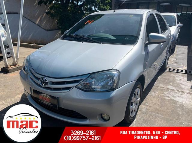 Etios 1.5 X Sedan 2014