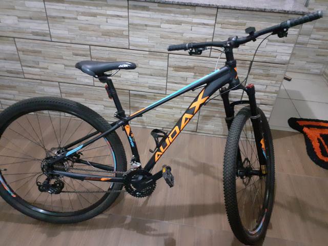 Mountain Bike aro 29 nova