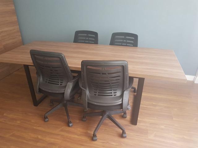 Mesa de Reunião