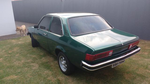 Vendo Chevette, 80