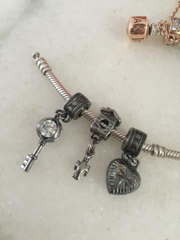 Berloques Charms para pulseira Pandora ou Vivara