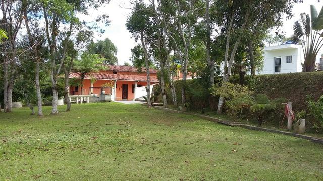 No Caputera - Chácara 2040 m² - toda murada- ótima casa - IPTU em dia - Foto 14