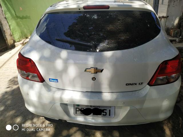 Repasso Ônix LT, 10.000 ou troco em moto, porém você assume as parcelas