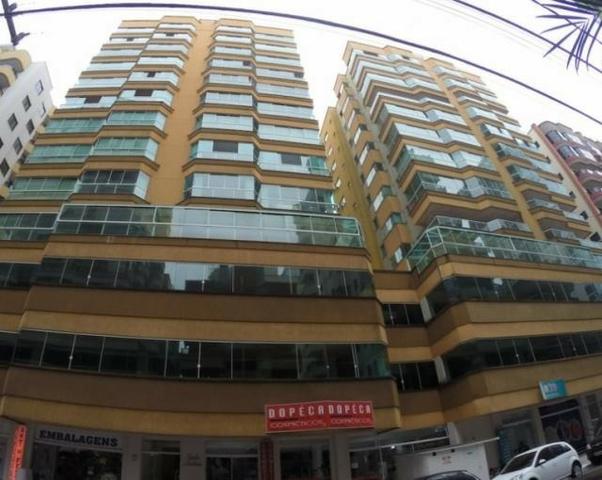 Apartamento 03 Quartos_ ( 02 Suites)_ 2 Vagas Garagem _ Prox ao Shopp_ Meia Praia
