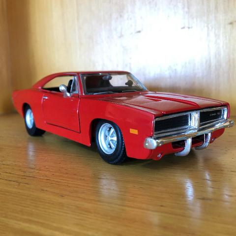 Miniatura Dodge Charger R/T 1969 1:25