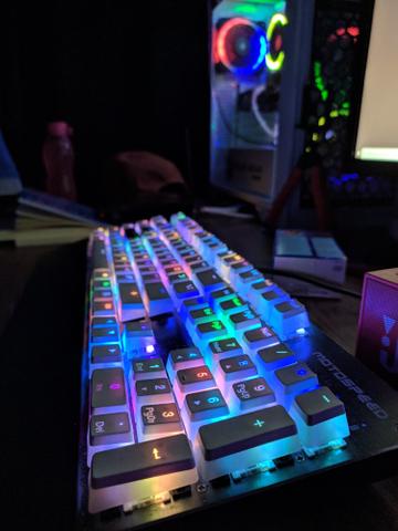 Teclado Mecânico RGB CK108