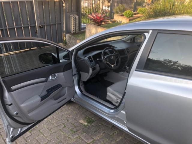 Honda CIvic 2012- Modelo EXS mais Completo com Teto Solar e Banco de Couro
