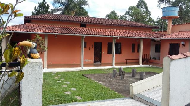 No Caputera - Chácara 2040 m² - toda murada- ótima casa - IPTU em dia