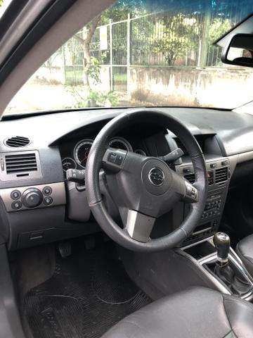 Vectra Hatch GT 2.0 Flex Ano 09/10 - Foto 10
