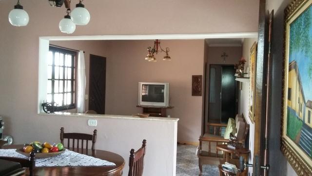 No Caputera - Chácara 2040 m² - toda murada- ótima casa - IPTU em dia - Foto 10