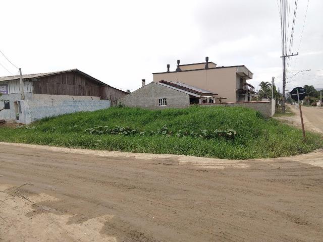 Terreno de esquina com 330m², rua em breve asfaltada!!! Morretes Itapema - Foto 4
