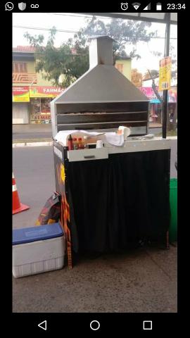 Vendo churrasqueira R$ 500,00
