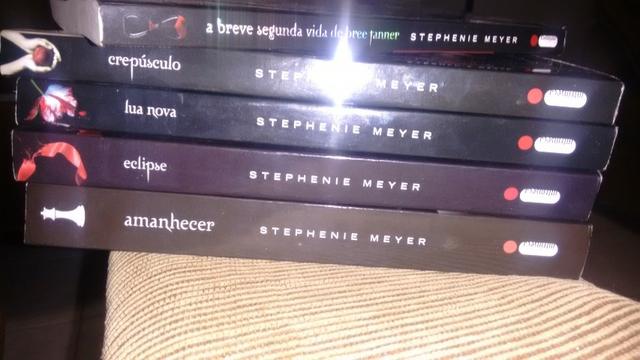 Coleção Completa Muito Nova do Crepúsculo! - Foto 5
