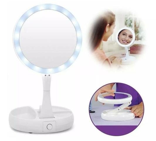 Belíssimo espelho com led, ótimo para fazer maquiagem