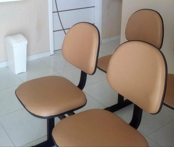 Cadeira longarina para recepção - Foto 3