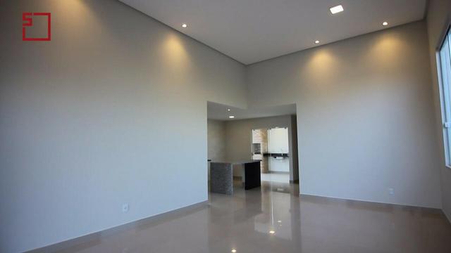 Belíssima casa no Central Park 2, alto padrão de construção - Foto 3