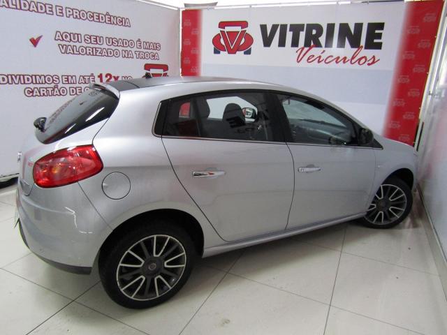 BRAVO 2011/2012 1.8 ABSOLUTE 16V FLEX 4P AUTOMATIZADO - Foto 2