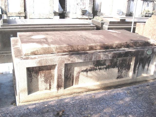 Vendo Jazigo São Joao Batista - Aceito carro como parte do 