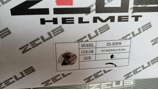Capacete Zeus semi novo - Foto 6