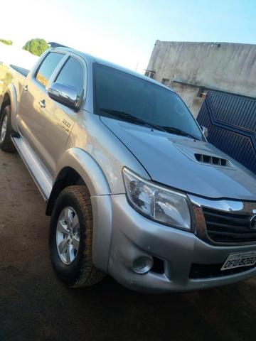 Toyota Hilux CD 4x4 SRV 2012/2012