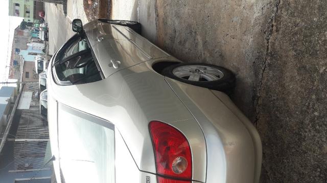 Vendo ou troco corolla seg - Foto 8