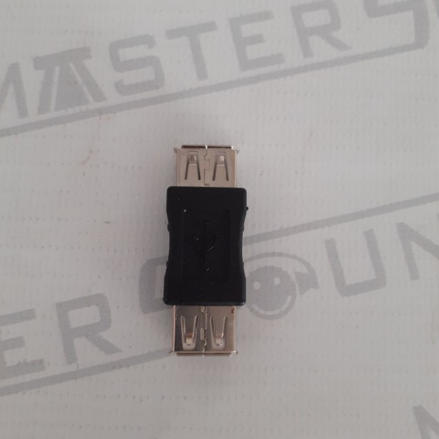 Adaptador USB. Femea X Femea.  Novo.