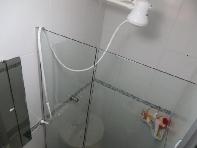 Excelente Imóvel, são três casa o mesmo lote, com renda e localização privilegiada - Foto 9
