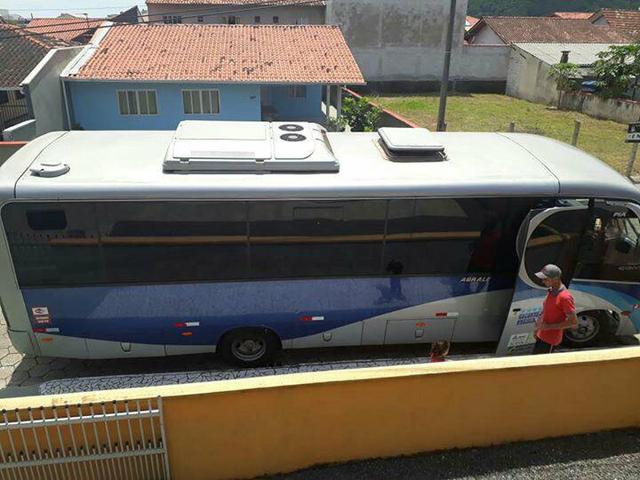 Vendo microonibus