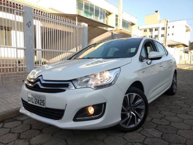 Citroën C4 Lounge 1.6 THP Exclusive 2017 - Foto 2