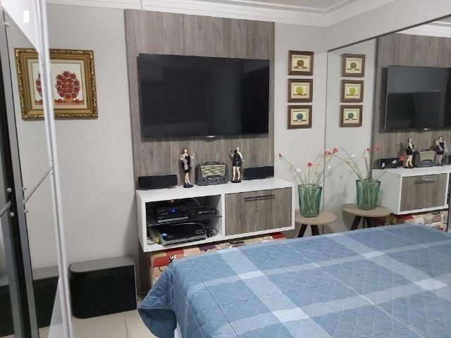 Lindo Apartamento com Projetados, Reformado, Piso Porcelanato no Sun Gardens| 2Vagas - Foto 12