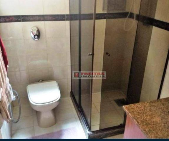 Excelente localização, com farto comércio e condução,primeira quadra. casa linear com dois - Foto 12