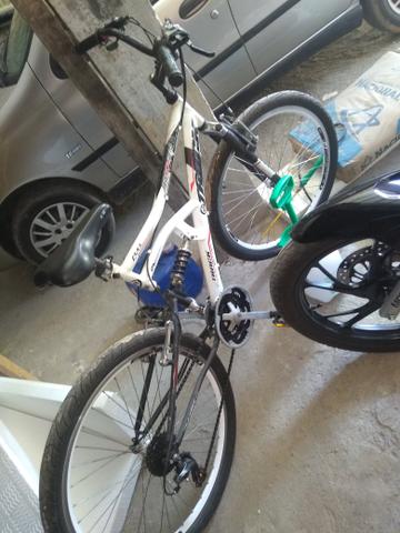 Bicicleta muito conservada