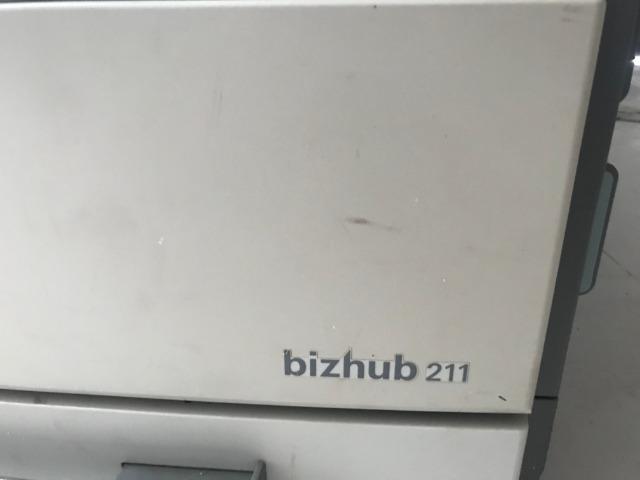 Multifuncional Konica Minolta Bizhub 211-com defeito