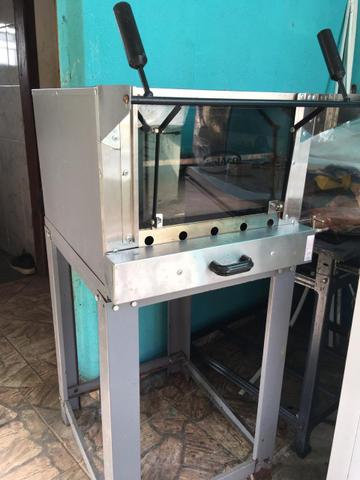 Forno com pedra refratária