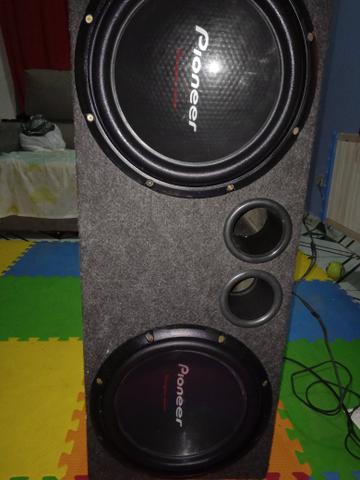Vendo Sub Pioneer cara preta funcionando perfeitamente nunca recondicionado com box,250 $