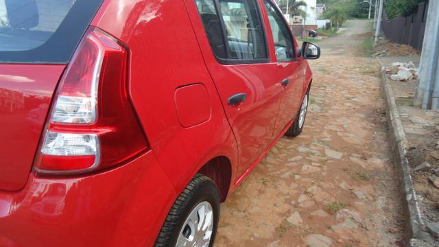Sandero 2012 66 mil km. originais (nova) - Foto 3