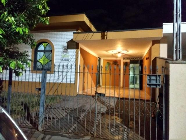 Casa térrea na Av. Francisco de Assis Alvarenga, Shangrila