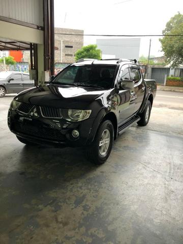 Mitsubishi l200 triton turbo disel 4x4