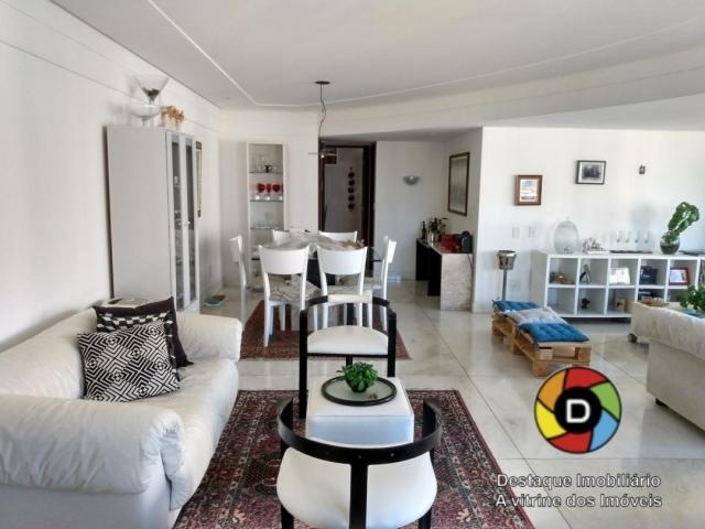 Apto com 4 quartos, sendo 3 suítes no bairro de petrópolis com 180 metros - Foto 3