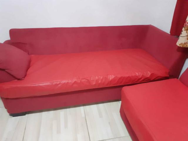 Sofá lateral separado vermelho