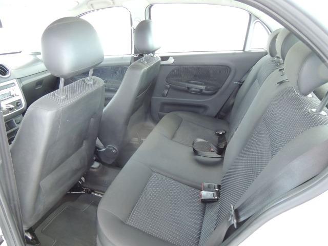 Volkswagen Voyage City 2015 - 1.6 - leia todo anuncio !! - Foto 5