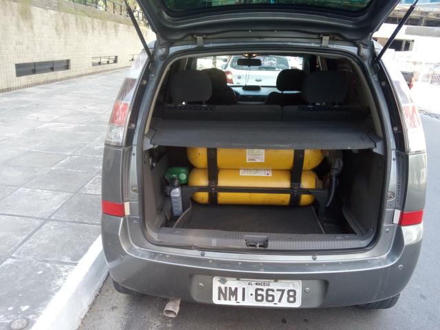 Meriva com GNV legalizado
