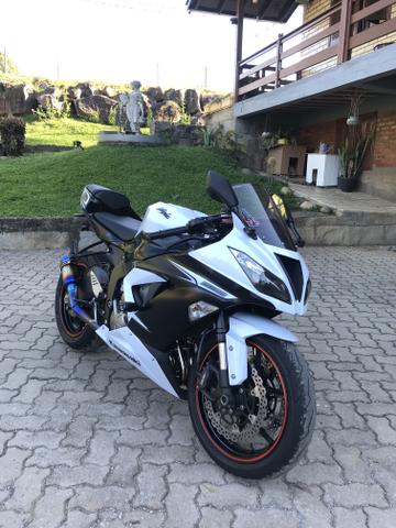 Zx6-636 impecável