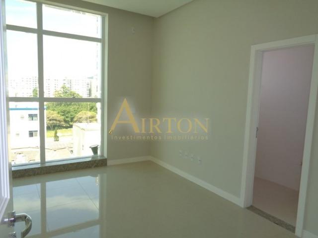 Apartamento, LA4056, 4 Suites sendo uma master, lazer completo, Frente mar em Meia Praia - Foto 10