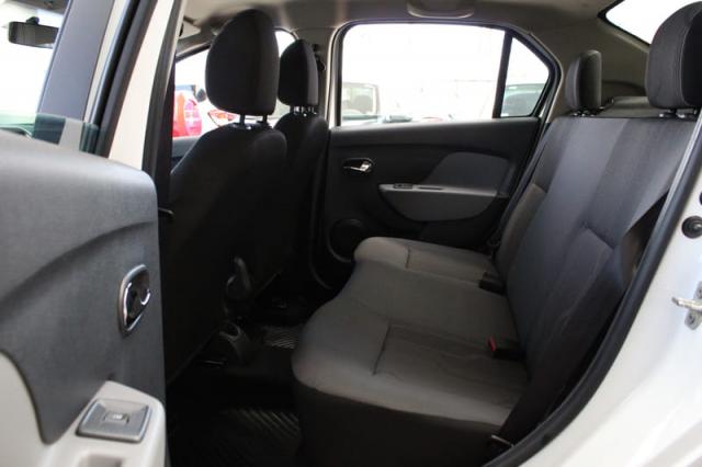 RENAULT LOGAN EXPRES. AVANTAGE FLEX 1.6 16V 4P - Foto 8