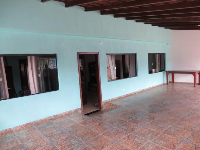 Casa com quatro quartos, duas suites, na laje. Esquina - Foto 3