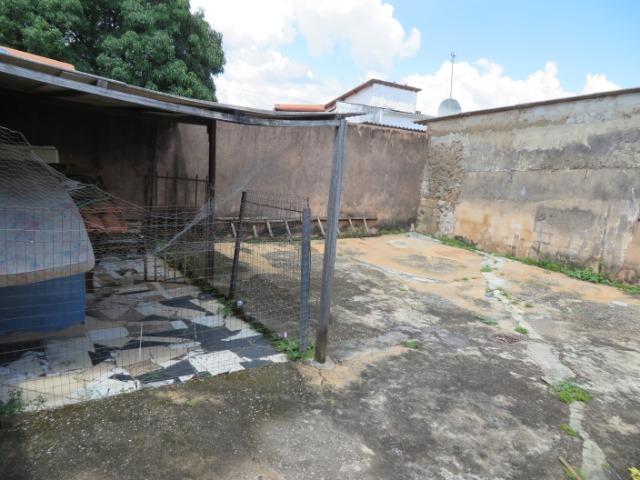 Casa com quatro quartos, duas suites, na laje. Esquina - Foto 18